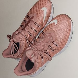 Wimens Nike Running Shoes